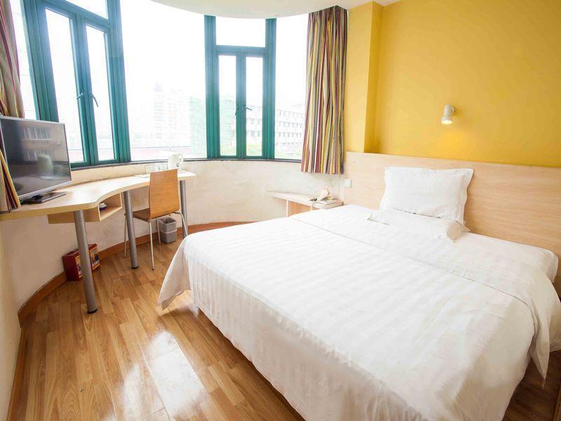 7 Days Inn Furong Zhong Road ฉางซา ภายนอก รูปภาพ